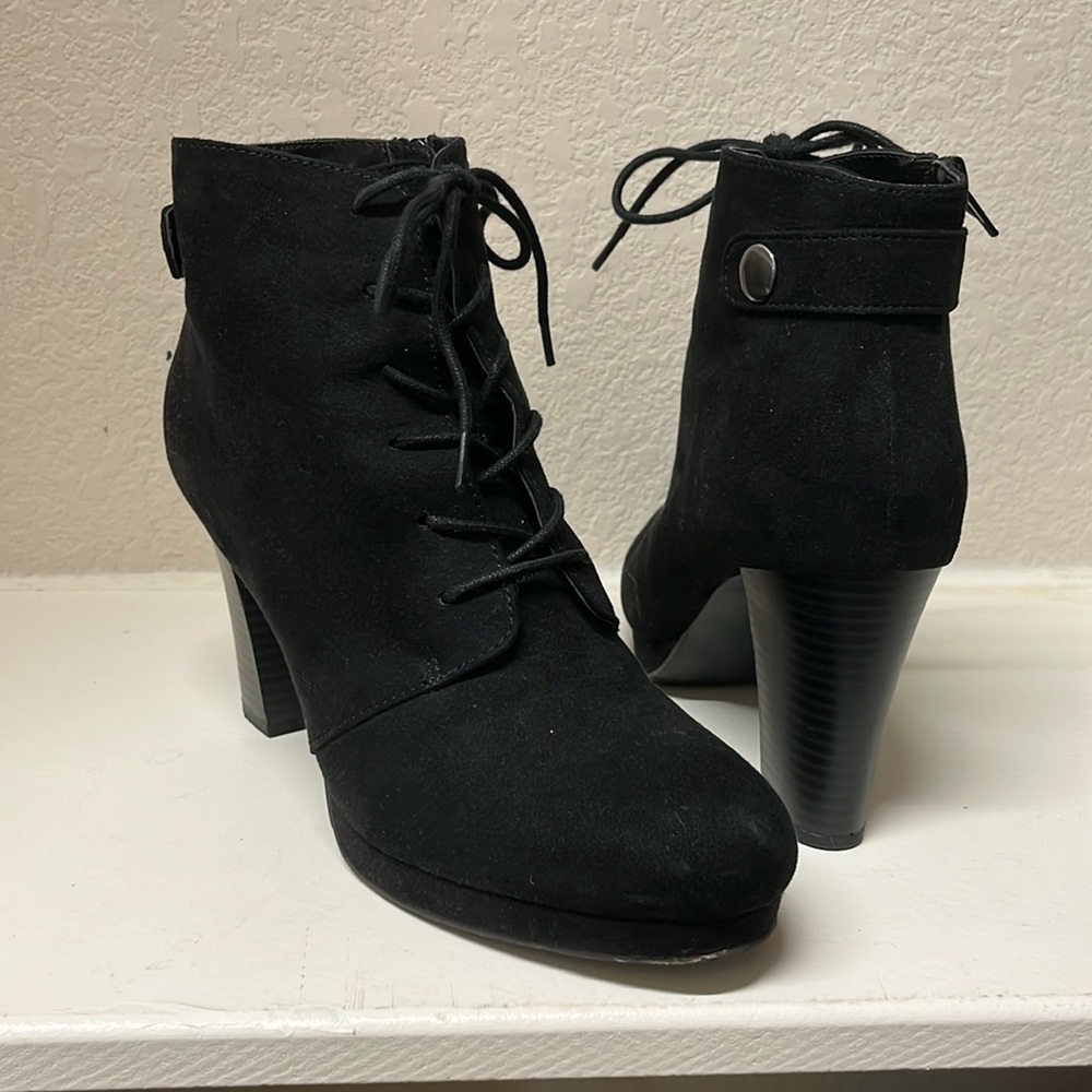 a.n.a booties